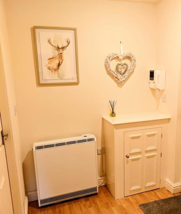 Cosy Central Modern Apartment Nantwich Buitenkant foto