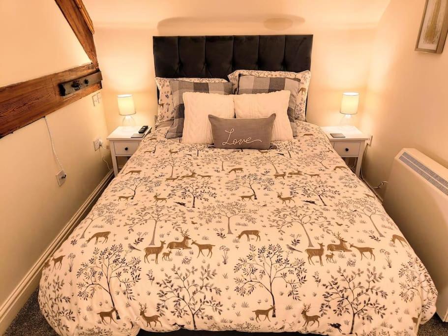 Cosy Central Modern Apartment Nantwich Buitenkant foto